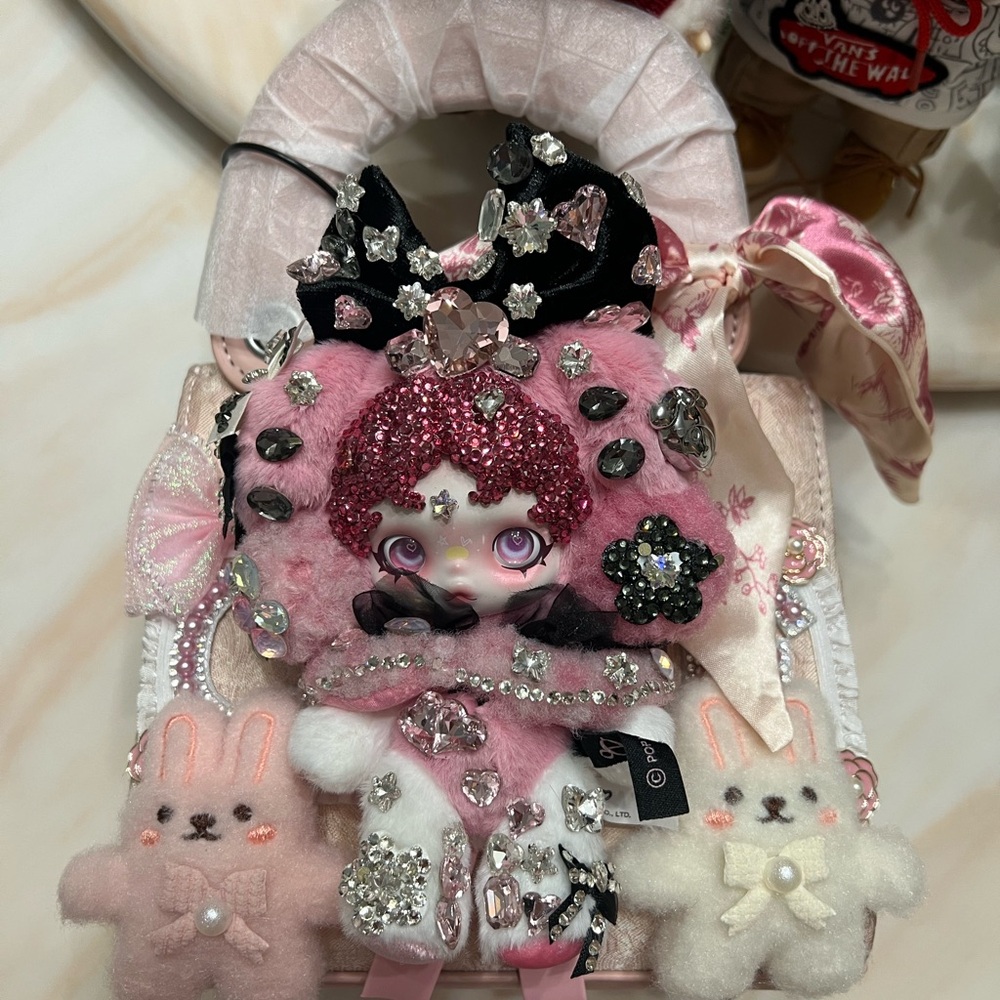 Authentic melody sp crossbody bag